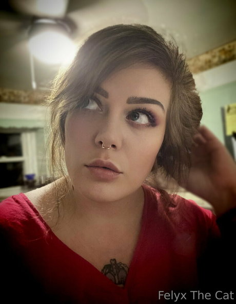 épouse arabe onlyfans chaud en haute qualité photo