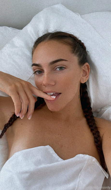 bobbiedavisonly étoile exclusive images