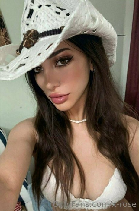 x rose belle actrice photo