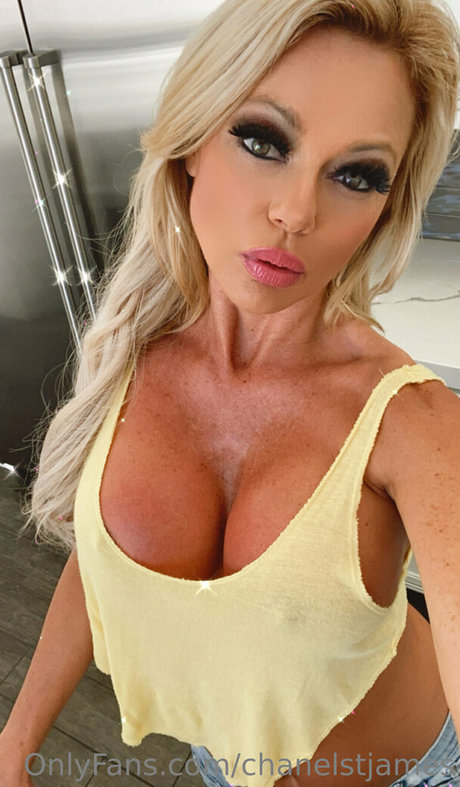 latina solo onlyfans chaud de haute qualité img