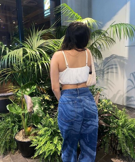 Maddy Mahmoudi actrice chaude images