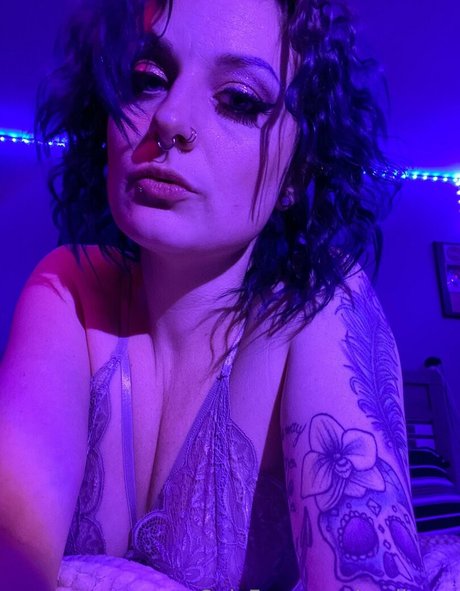 aprilaura modèle xxx photo