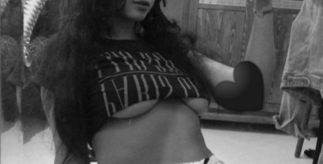 _mi mi ta_ modèle de haute qualité image