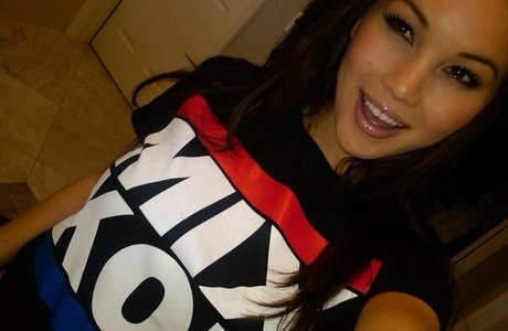 Lisa Kim Fleming modèles nus photo