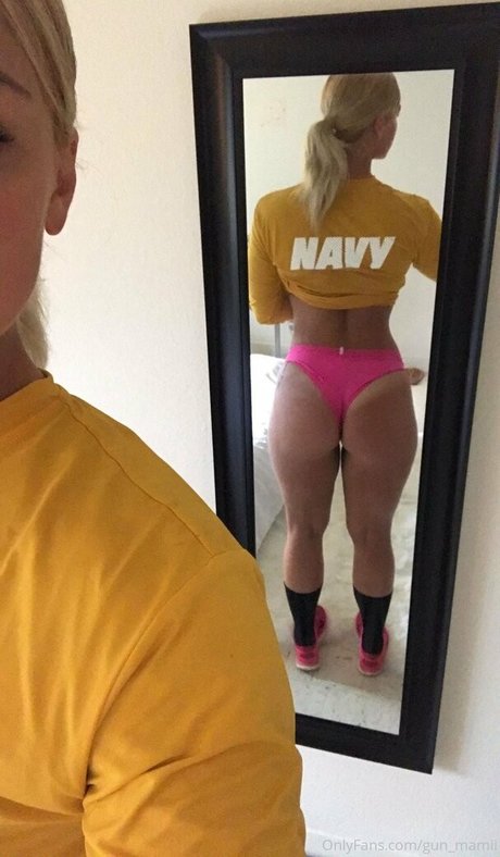 gun mamii star du porno adulte galerie