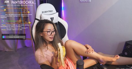 bikini nu onlyfans pornographique érotique photos