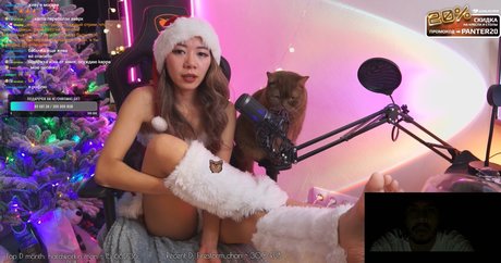 pom-pom girl asiatique onlyfans érotique exclusif des photos