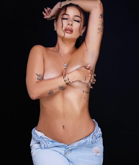 Onacasella modèle hd archive