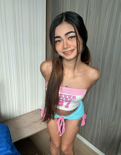 maya x kawaii joli modèle photos