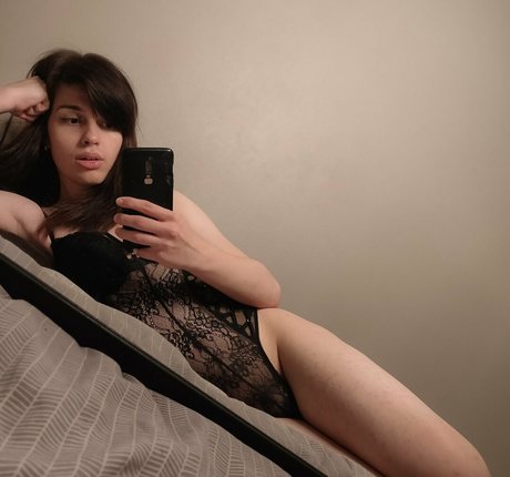 pastelle trash actrice nue archive