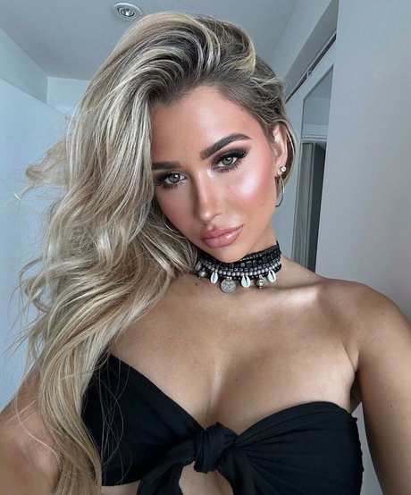 modèles uniquementfans porno gratuit photos