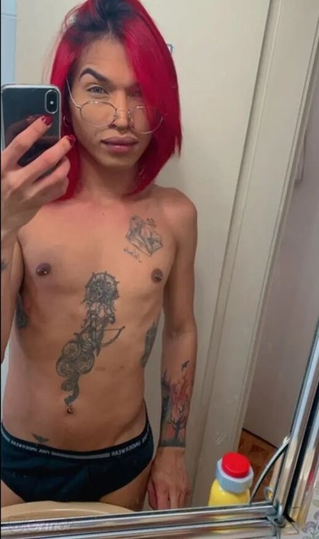 Feh Diniz étoile sexy des photos