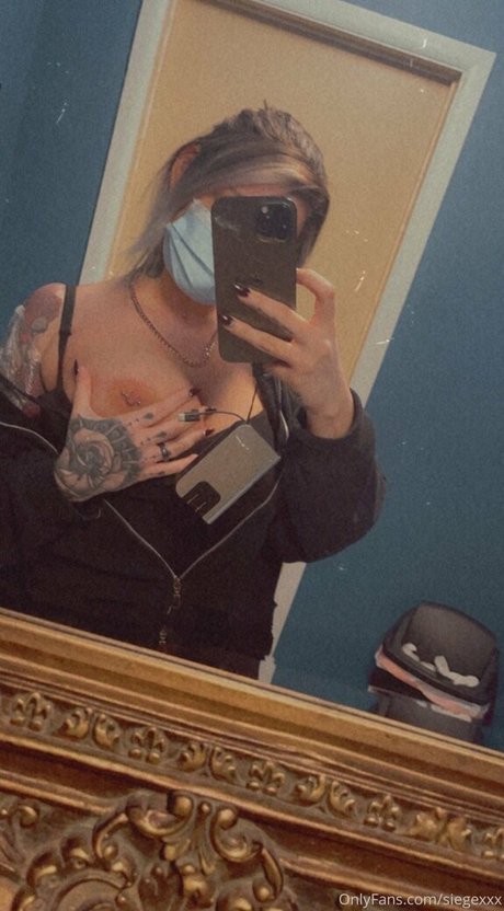 undersiegexo étoile nue galerie