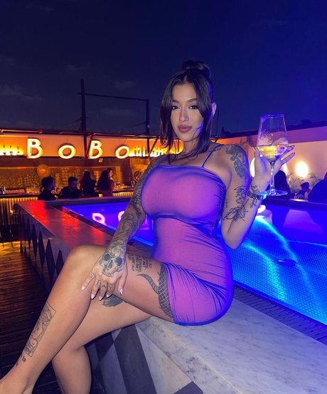 en direct uniquement pour les fans plutôt sexy photo