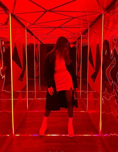 super maigre onlyfans belle qualité images