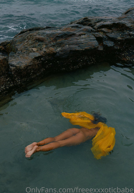 lovelyrachel2000 haut modèle image