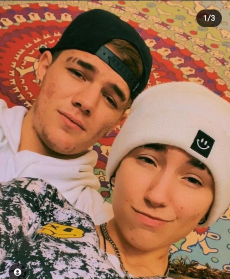 fans asiatiques de findom uniquement libre nu galeries