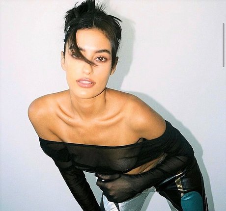 Naomi Eliav étoile adulte collection