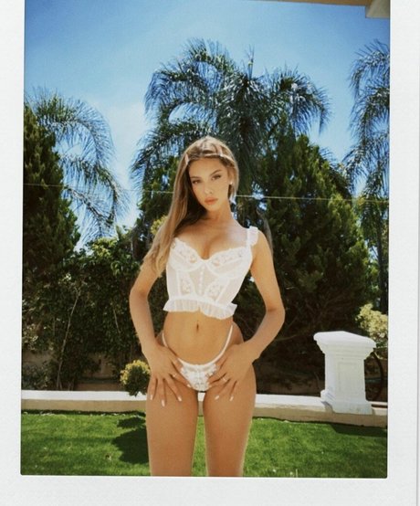 Liyan Adi haut étoile image