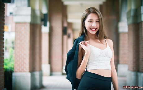 brunette onlyfans la plus belle galeries