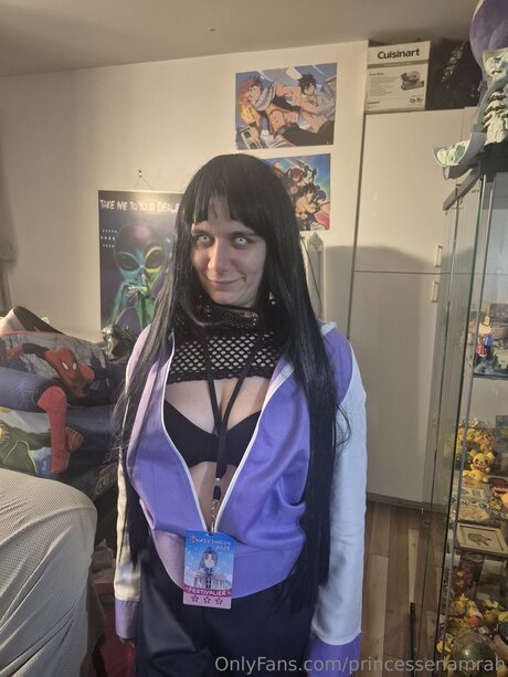 Princesse Namrah étoile sexy photos