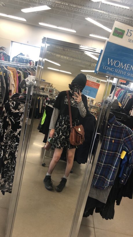 Enby queen star érotique photo