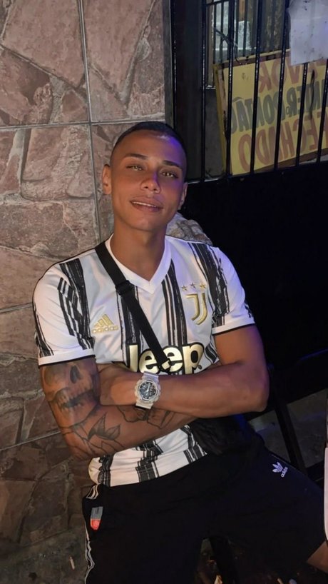 Dereck lisboa top star photos