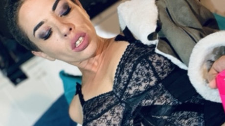 Dazzled Dirty Beauty modèle magnifique archive