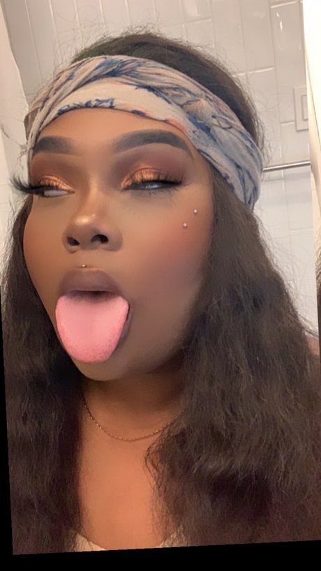 Jream actrice adulte des photos