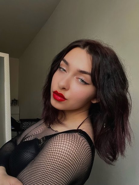 QUEEN UNIKITTY modèle exclusif galerie