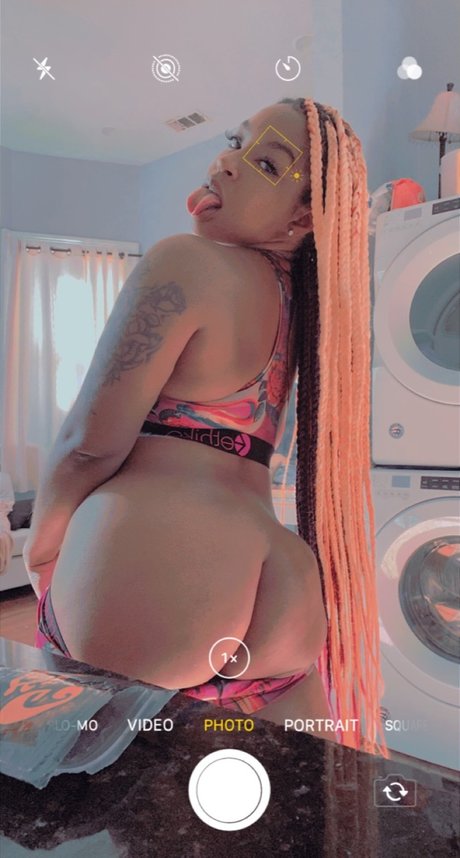 Sweet Puszi Rae modèle adulte galeries