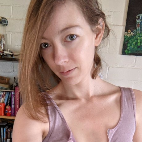 Sunny Day actrice nue photo