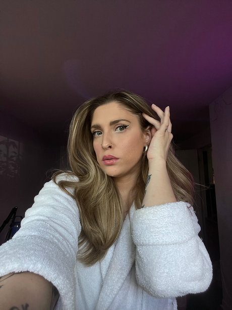 Queenxlexy_ star du porno gratuite photo