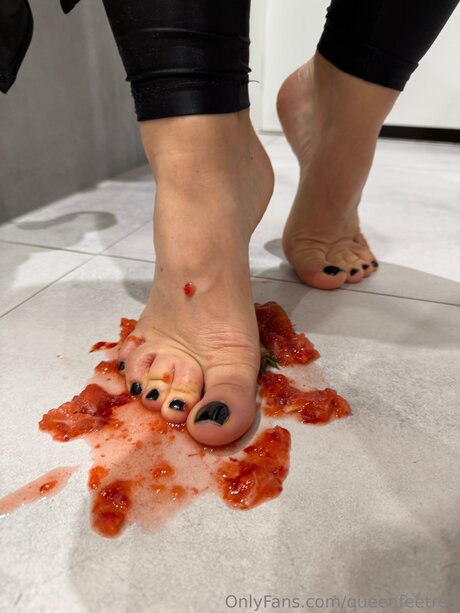Queenfeetred étoile érotique collection