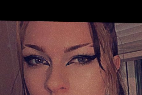 épouse pute onlyfans érotique de haute qualité image