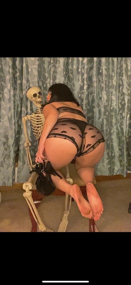 Dolores DelCorazon étoile sexy photos