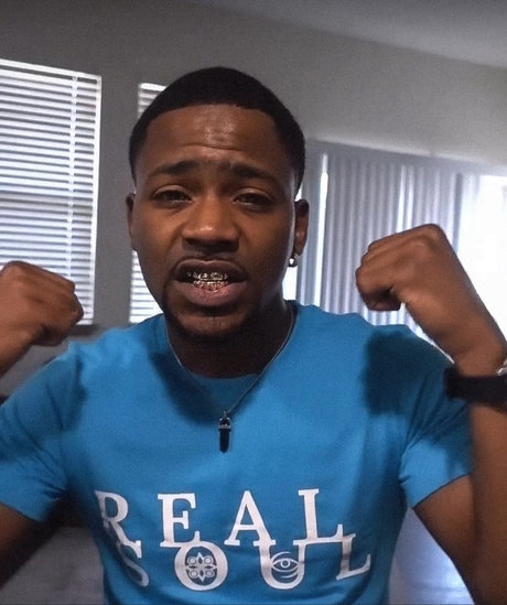 RealivePro CEO Real Soul Studios star du porno gratuit img