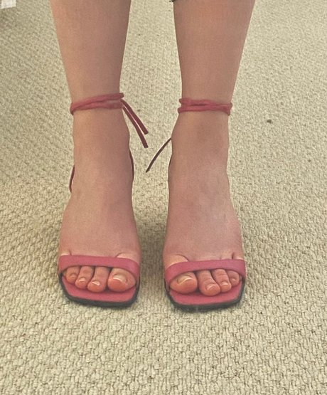 Feet Pics_ star du porno galeries