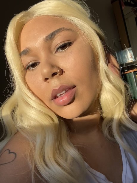 Local Thot_ nus star du porno galeries