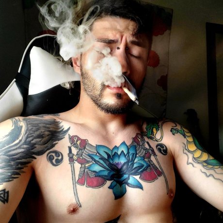 asmr xxx uniquementfans assez haute qualité des photos