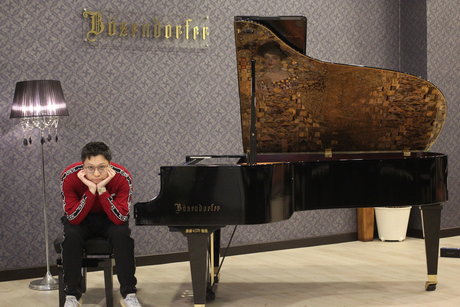 Ray Mak belle actrice archive