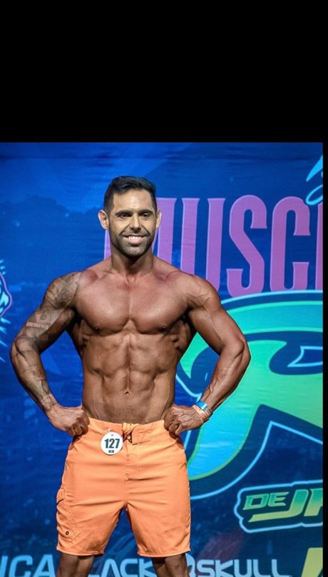 Raul Marques haut de star du porno archive