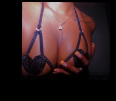 RARRI modèle xxx img