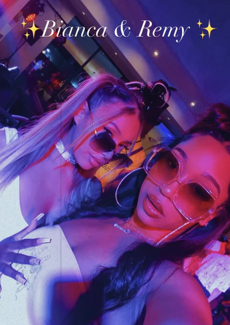 cosplay gros seins onlyfans pornographique érotique des photos