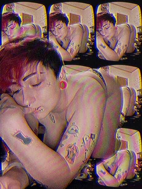 Red Valentine modèle érotique image