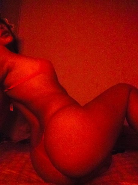 i Dare you Too_ modèle de sexe photos