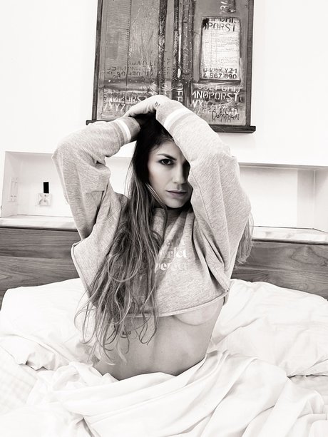 grosse bite baise onlyfans bel adulte des photos