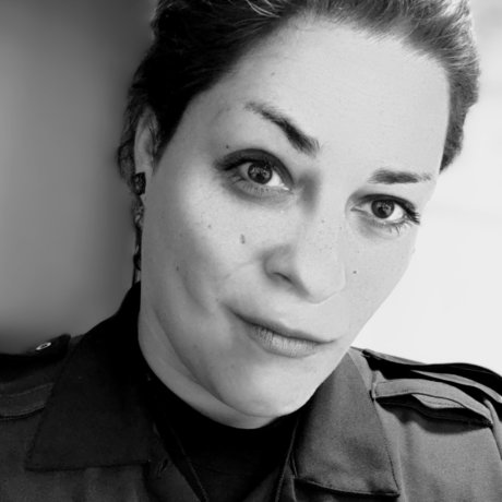 Rosabella haut modèle des photos