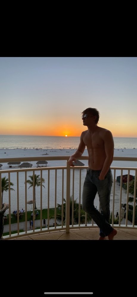 fans gays poilus uniquement nus sexy photo