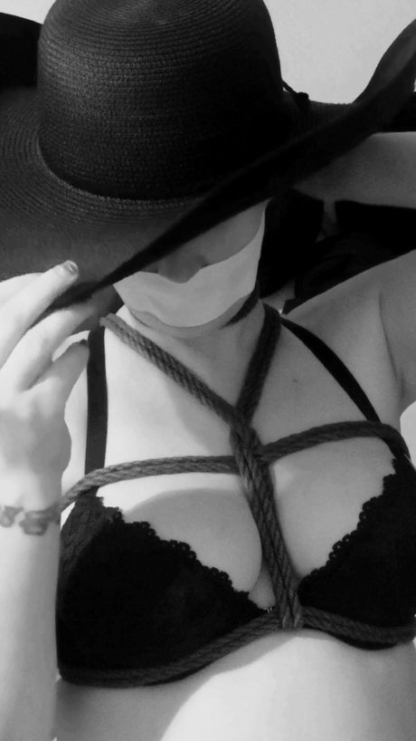 Rikara étoile xxx collection